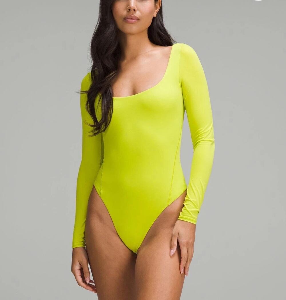 Lululemon Wundermost Ultra-Soft Nulu Square Y2K Long Sleeve Bodysuit M A011097